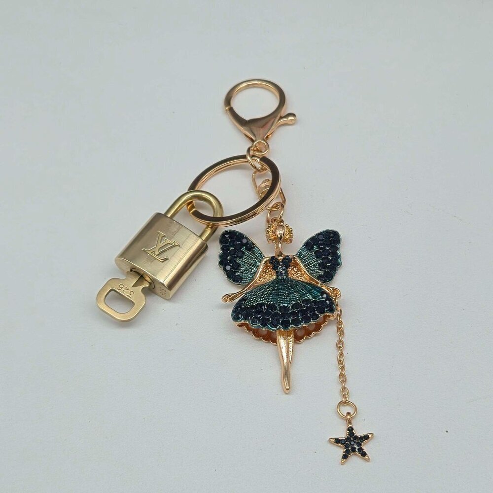 LV Authentic Gold Lock & Key 🔑 Luxury Bag Charm w/ Unbranded Fairy Keychain - Picture 3 of 10